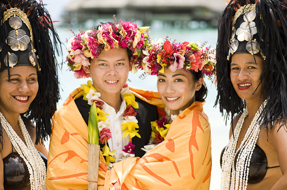 french polynesia weddings