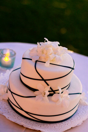 hawaii wedding cake