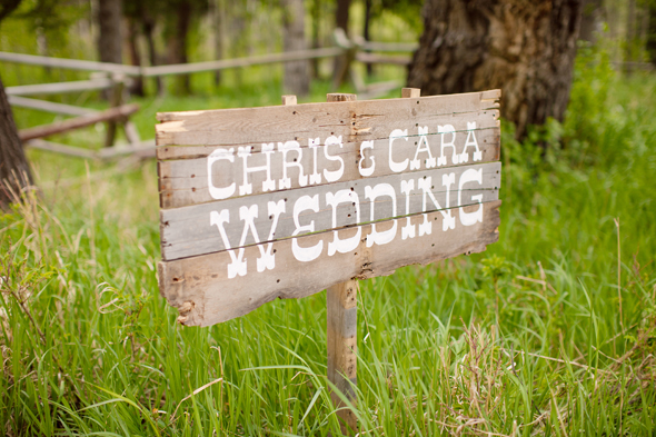 rustic wedding signs