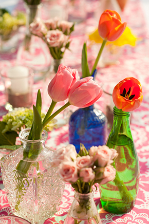 colored vase wedding flowers