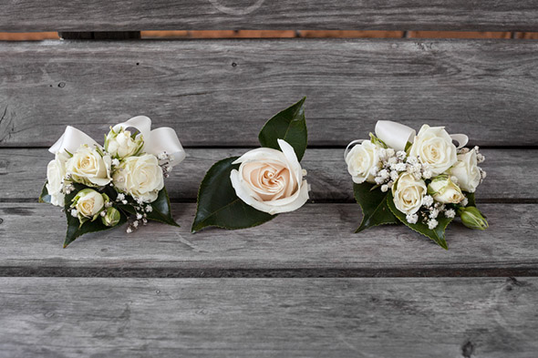 white wedding flower