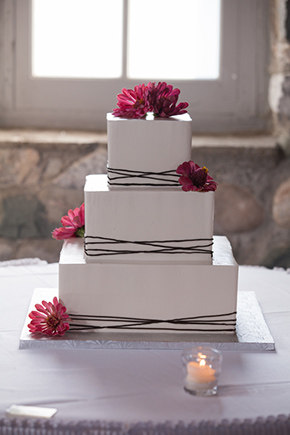 fuschia wedding cake