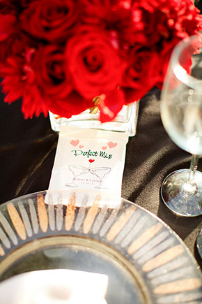 red wedding favors