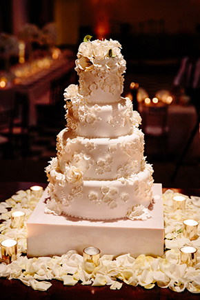 destination wedding cakes