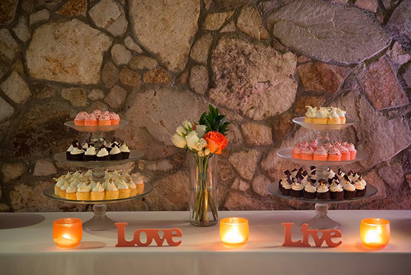cupcake weddings