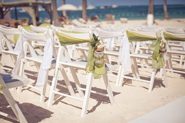beach wedding chairs