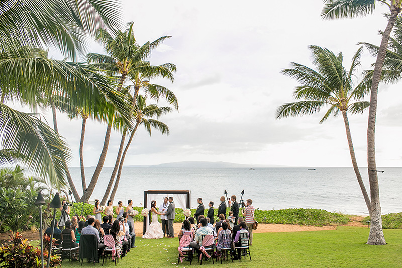 tropical hawaii wedding 