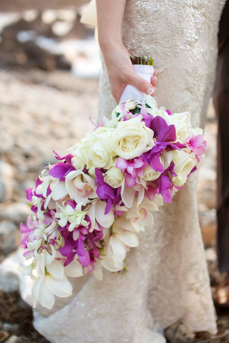 purple-bridal-bouquet