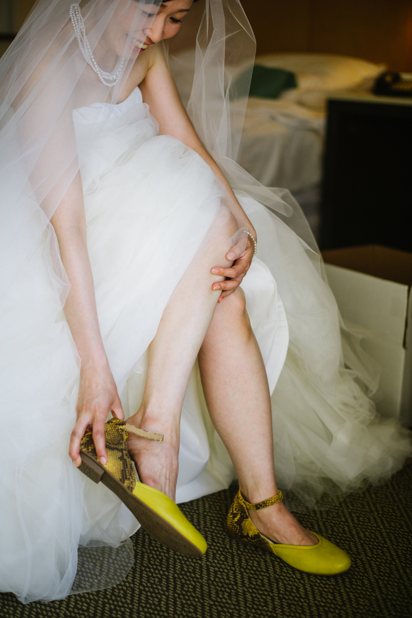 destination-wedding-shoes
