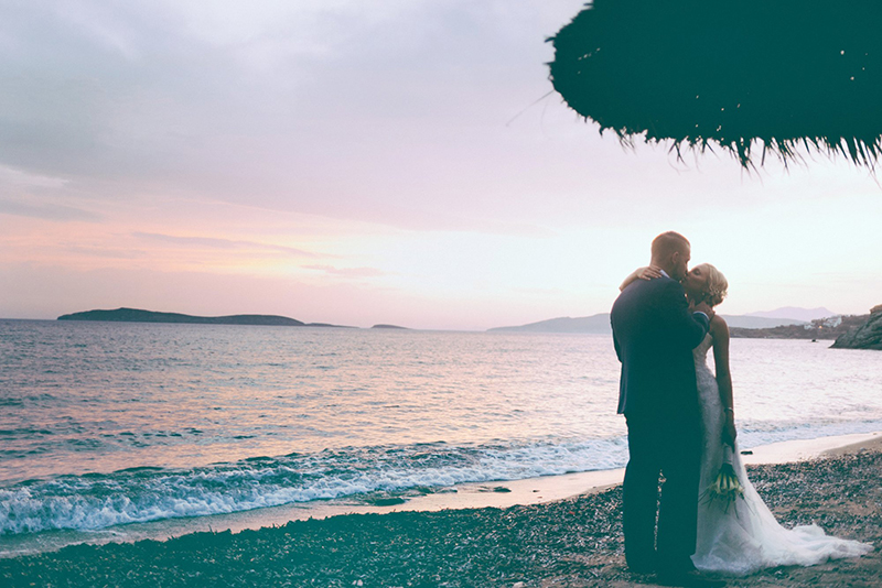 beach wedding greece