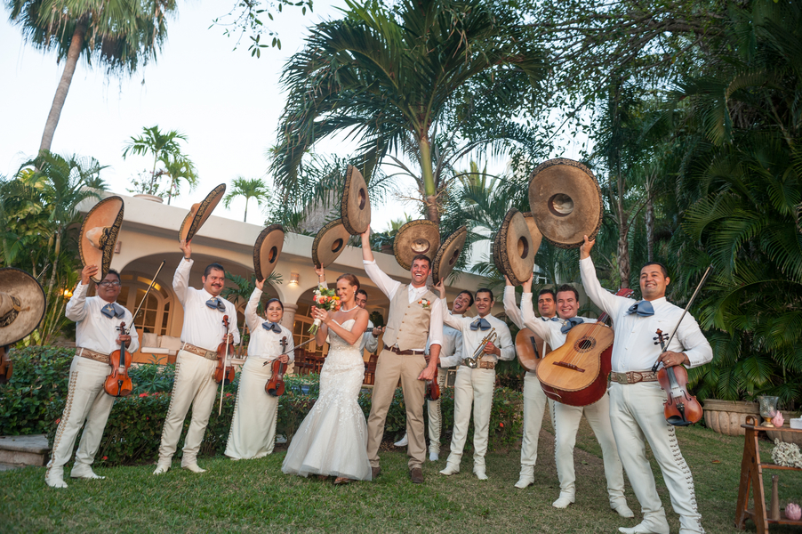 mariachi-wedding