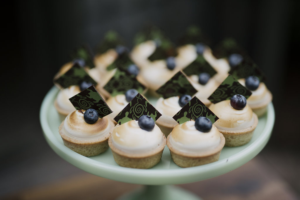 mini-wedding-desserts