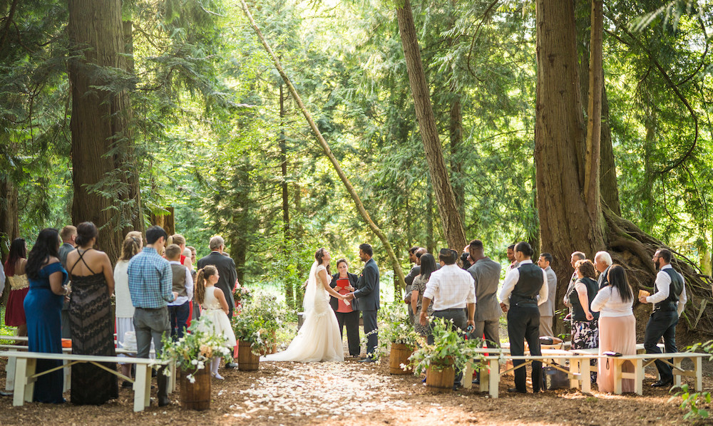 woodland-wedding-ceremony-robert-evans-studio