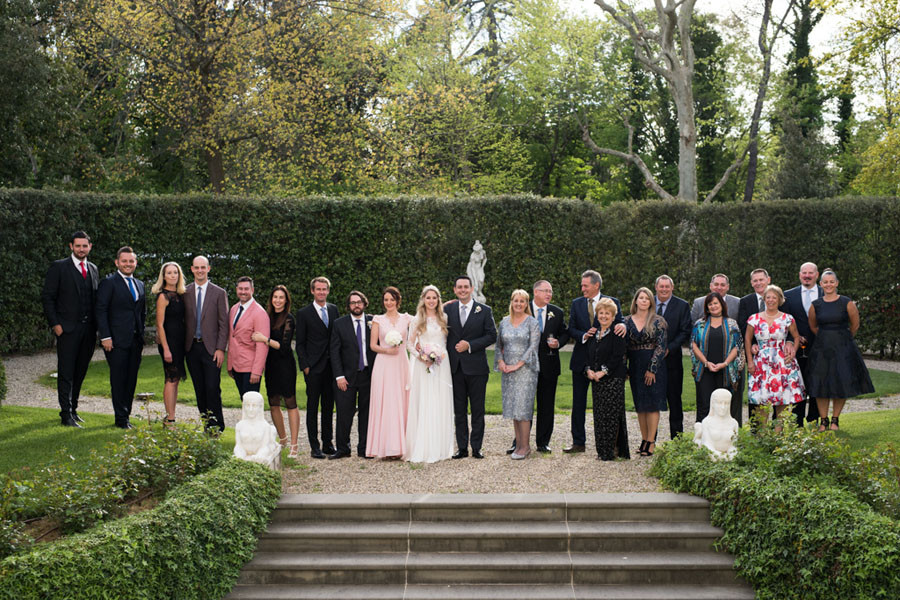 elegant-destination-wedding-in-florence-group-photo