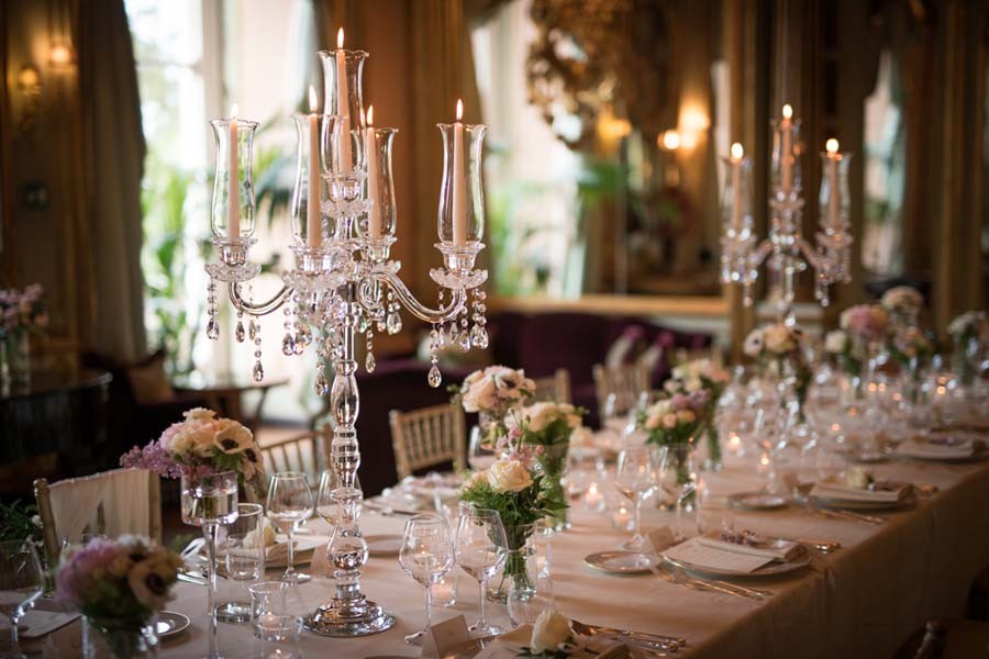 elegant-destination-wedding-in-florence-crystal-candelabras