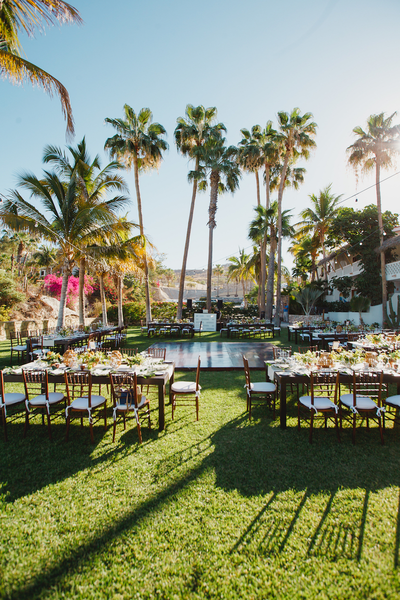 tropical-chic-beach-wedding-in-cabo-mexico-garden-reception