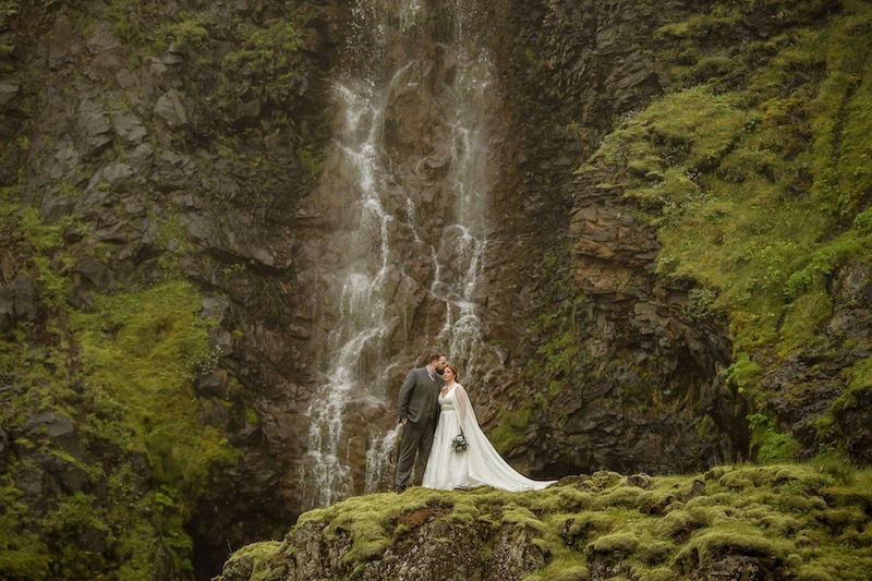 iceland-bride-groom-waterfall