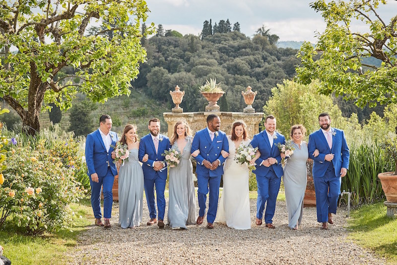 italian-villa-destination-wedding-wedding-party