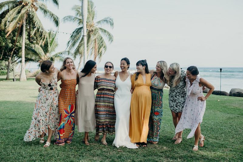 bride-and-guests-in-summer-dresses-for-maui-destination-wedding