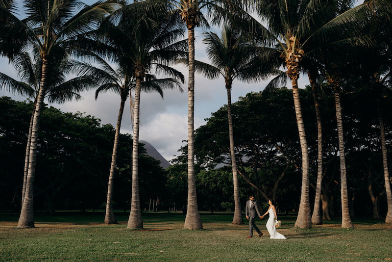 hawaii-destination-wedding-couple-shoot