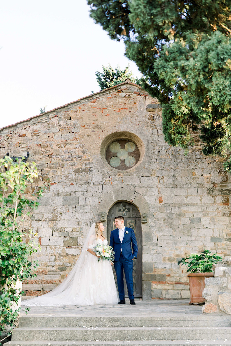 storybook-castle-wedding-in-tuscany