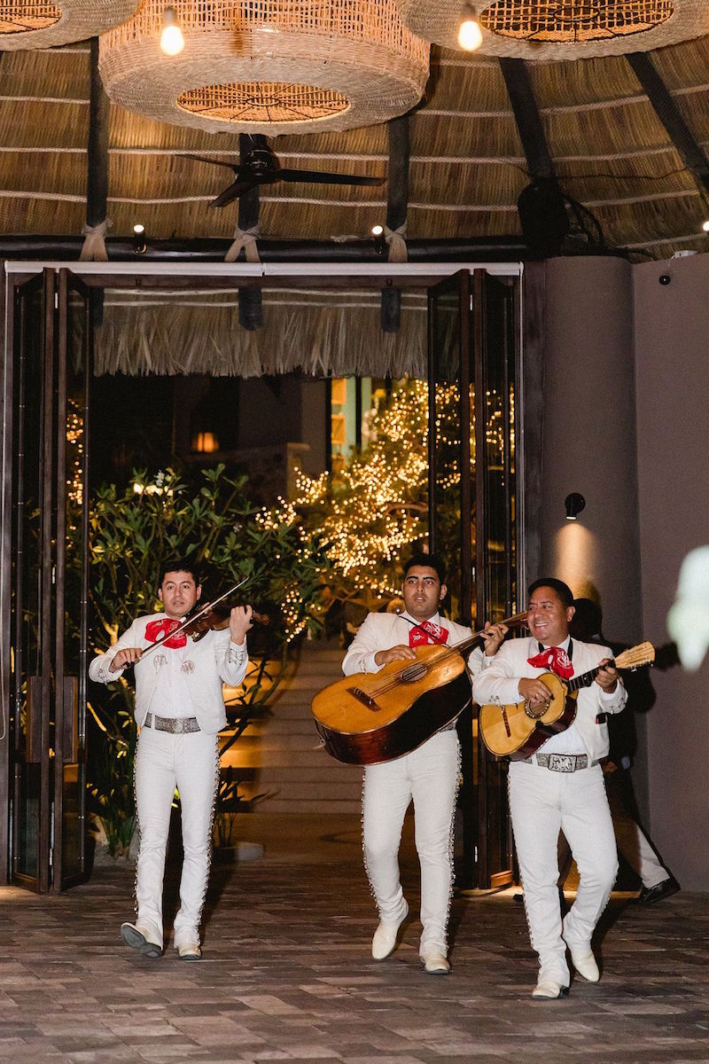 esperanza resort wedding mariachi band
